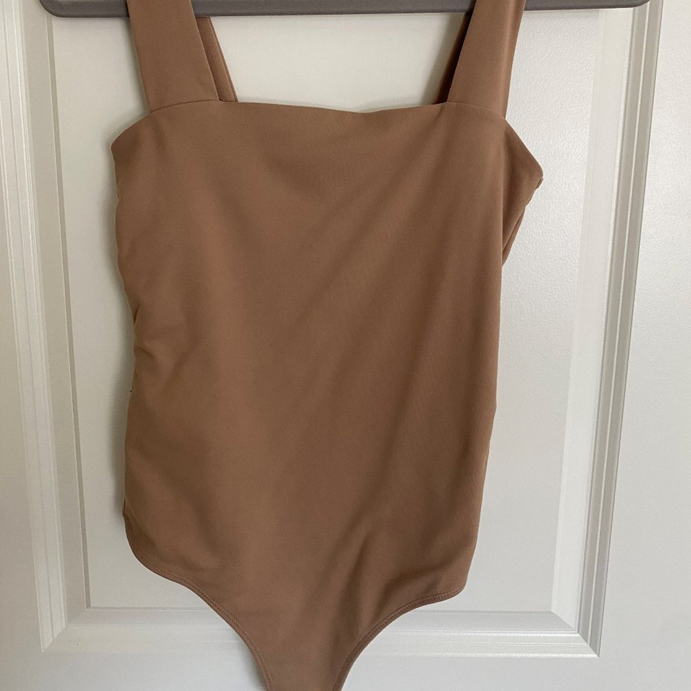 AF Soft Matte Seamless Squareneck Bodysuit